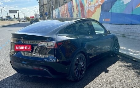 Tesla Model Y I, 2022 год, 5 700 000 рублей, 4 фотография