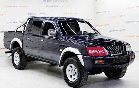 Mitsubishi L200 III рестайлинг, 2001 год, 795 000 рублей, 3 фотография