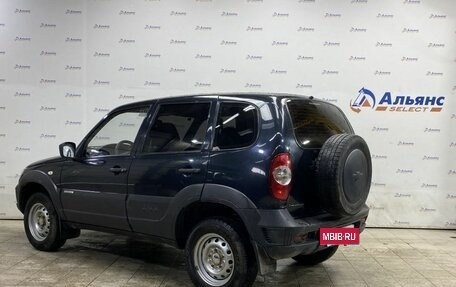 Chevrolet Niva I рестайлинг, 2013 год, 600 000 рублей, 5 фотография