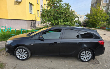 Opel Astra J, 2012 год, 850 000 рублей, 3 фотография