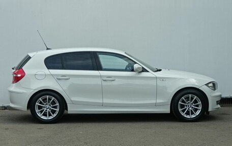 BMW 1 серия, 2011 год, 890 000 рублей, 3 фотография