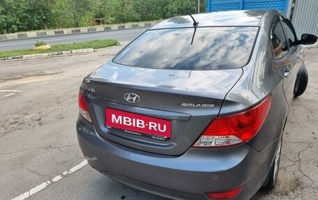 Hyundai Solaris II рестайлинг, 2013 год, 750 000 рублей, 2 фотография