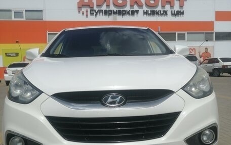 Hyundai ix35 I рестайлинг, 2013 год, 1 280 000 рублей, 2 фотография