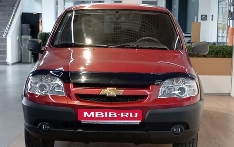 Chevrolet Niva I рестайлинг, 2012 год, 535 000 рублей, 3 фотография