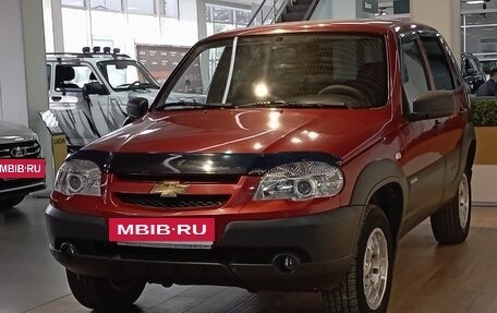 Chevrolet Niva I рестайлинг, 2012 год, 535 000 рублей, 2 фотография