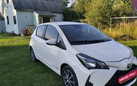 Toyota Yaris III рестайлинг, 2019 год, 1 400 000 рублей, 3 фотография