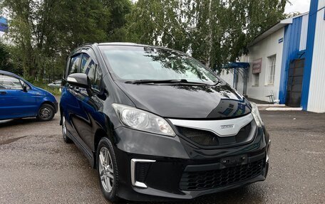 Honda Freed I, 2014 год, 1 400 000 рублей, 3 фотография