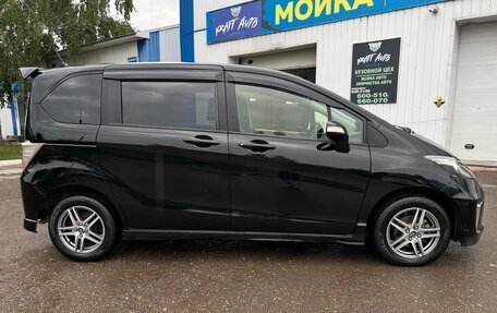 Honda Freed I, 2014 год, 1 400 000 рублей, 6 фотография