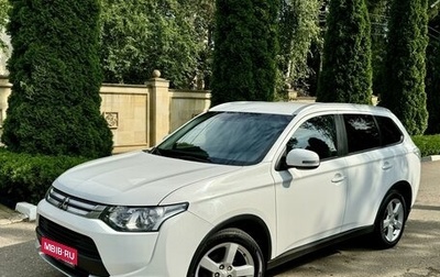 Mitsubishi Outlander III рестайлинг 3, 2014 год, 1 690 000 рублей, 1 фотография