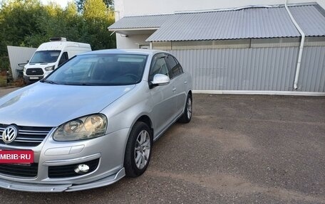 Volkswagen Jetta VI, 2010 год, 730 000 рублей, 3 фотография