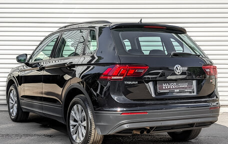 Volkswagen Tiguan II, 2020 год, 2 415 000 рублей, 6 фотография