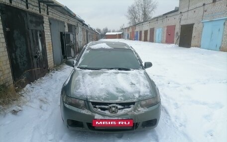 Honda Accord VII рестайлинг, 2004 год, 690 000 рублей, 1 фотография