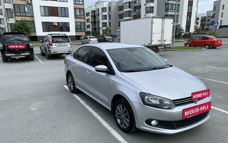 Volkswagen Polo VI (EU Market), 2013 год, 900 000 рублей, 2 фотография