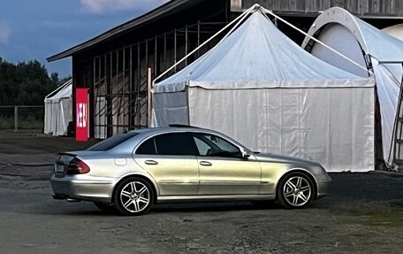 Mercedes-Benz E-Класс, 2002 год, 890 000 рублей, 6 фотография