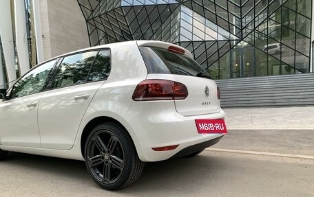 Volkswagen Golf VI, 2011 год, 999 999 рублей, 6 фотография