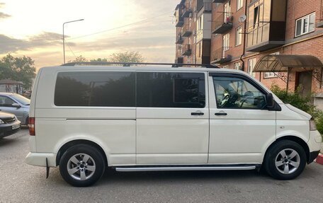 Volkswagen Transporter T5 рестайлинг, 2008 год, 1 600 000 рублей, 2 фотография