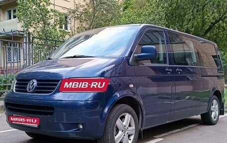 Volkswagen Multivan T5, 2009 год, 2 350 000 рублей, 1 фотография