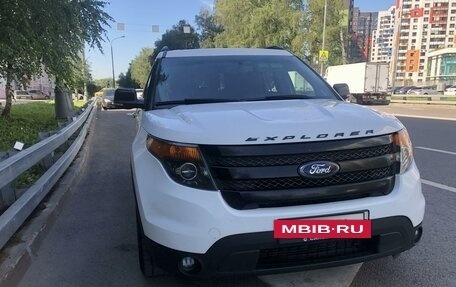 Ford Explorer VI, 2014 год, 2 450 000 рублей, 3 фотография