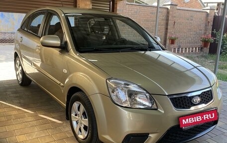 KIA Rio II, 2009 год, 680 000 рублей, 2 фотография