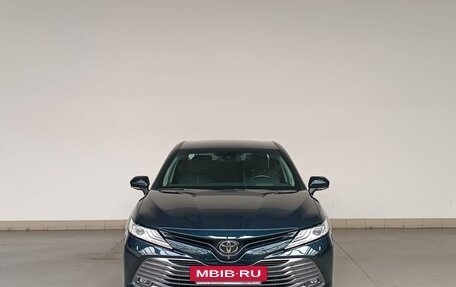 Toyota Camry, 2018 год, 3 400 000 рублей, 7 фотография