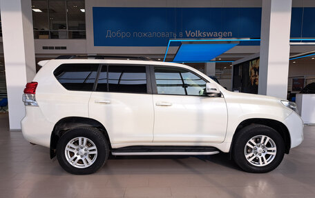 Toyota Land Cruiser Prado 150 рестайлинг 2, 2013 год, 3 976 000 рублей, 4 фотография