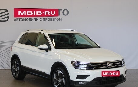 Volkswagen Tiguan II, 2017 год, 2 787 000 рублей, 2 фотография