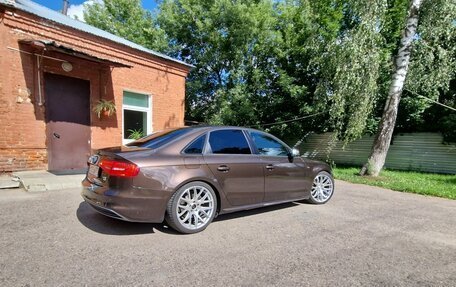 Audi A4, 2014 год, 1 820 000 рублей, 6 фотография