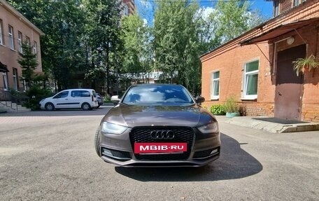 Audi A4, 2014 год, 1 820 000 рублей, 4 фотография