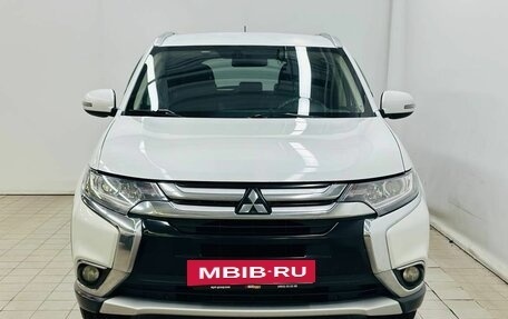 Mitsubishi Outlander III рестайлинг 3, 2015 год, 1 840 000 рублей, 2 фотография