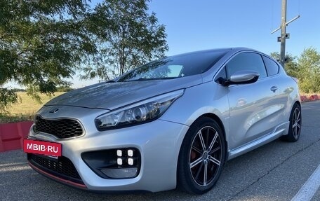 KIA cee'd GT II, 2015 год, 1 465 000 рублей, 2 фотография