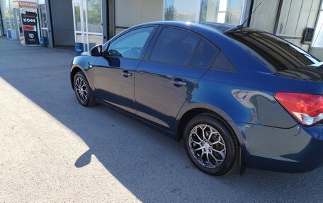 Chevrolet Cruze II, 2012 год, 800 000 рублей, 4 фотография