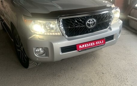 Toyota Land Cruiser 200, 2014 год, 5 000 000 рублей, 3 фотография