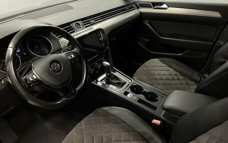 Volkswagen Passat B8 рестайлинг, 2017 год, 1 785 000 рублей, 7 фотография