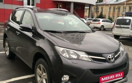 Toyota RAV4, 2014 год, 2 600 000 рублей, 2 фотография