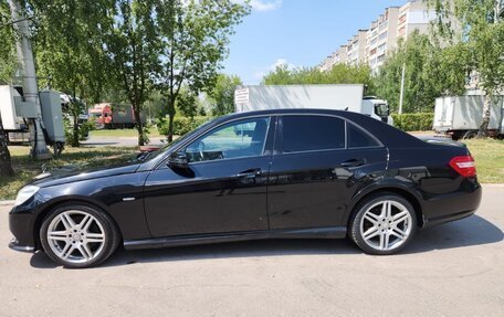 Mercedes-Benz E-Класс, 2010 год, 1 500 000 рублей, 4 фотография