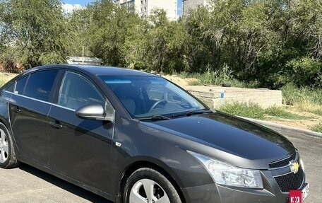 Chevrolet Cruze II, 2010 год, 750 000 рублей, 7 фотография