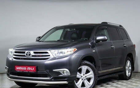 Toyota Highlander III, 2011 год, 2 050 000 рублей, 1 фотография