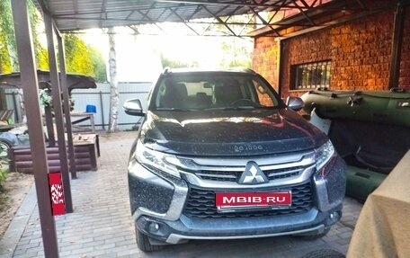 Mitsubishi Pajero Sport III рестайлинг, 2020 год, 4 050 000 рублей, 1 фотография