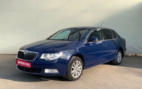 Skoda Superb III рестайлинг, 2009 год, 910 000 рублей, 1 фотография