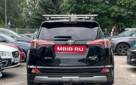 Toyota RAV4, 2018 год, 2 399 000 рублей, 4 фотография