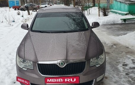 Skoda Superb III рестайлинг, 2012 год, 1 350 000 рублей, 4 фотография