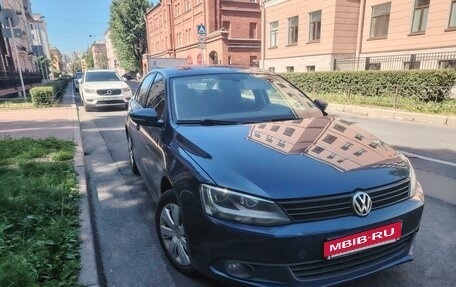 Volkswagen Jetta VI, 2012 год, 1 000 000 рублей, 1 фотография