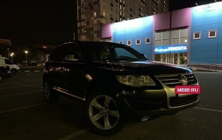 Volkswagen Touareg III, 2008 год, 899 990 рублей, 2 фотография