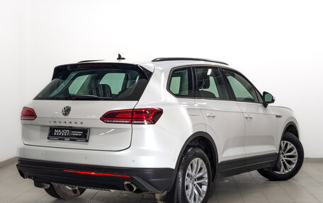 Volkswagen Touareg III, 2020 год, 6 240 000 рублей, 4 фотография