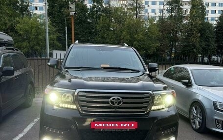 Toyota Land Cruiser 200, 2014 год, 4 500 000 рублей, 1 фотография