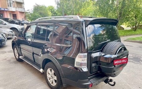 Mitsubishi Pajero IV, 2010 год, 2 150 000 рублей, 2 фотография