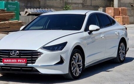 Hyundai Sonata VIII, 2021 год, 2 850 000 рублей, 3 фотография