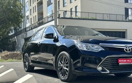 Toyota Camry, 2016 год, 2 550 000 рублей, 4 фотография