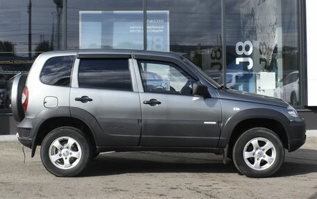 Chevrolet Niva I рестайлинг, 2013 год, 610 000 рублей, 3 фотография