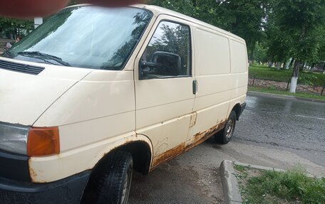 Volkswagen Transporter T4, 1995 год, 450 000 рублей, 2 фотография